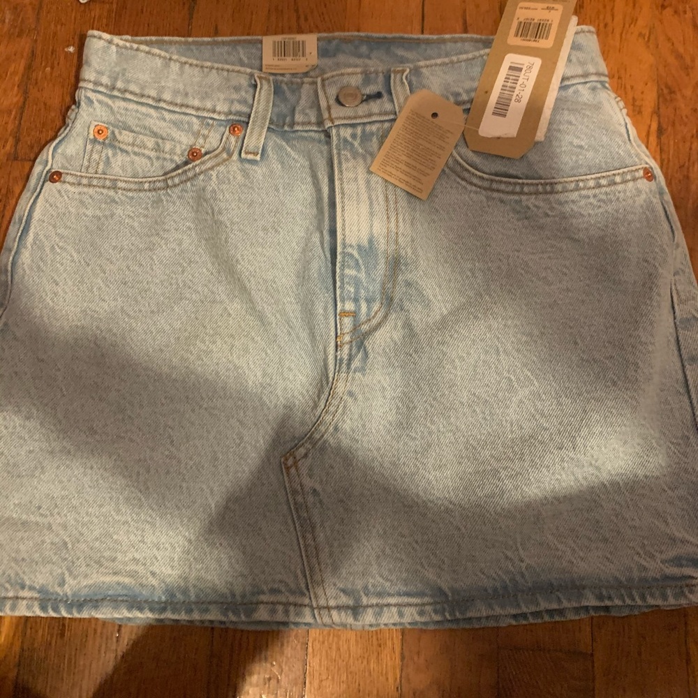 Levi’s denim mini skirt